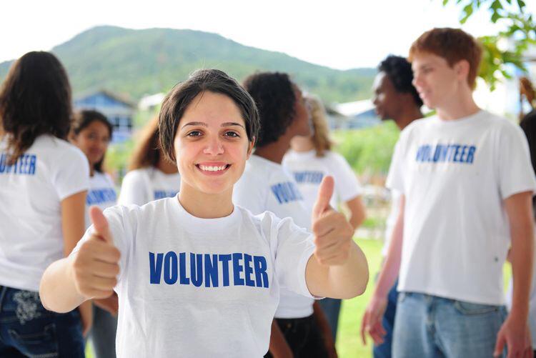 volunteering and tourism